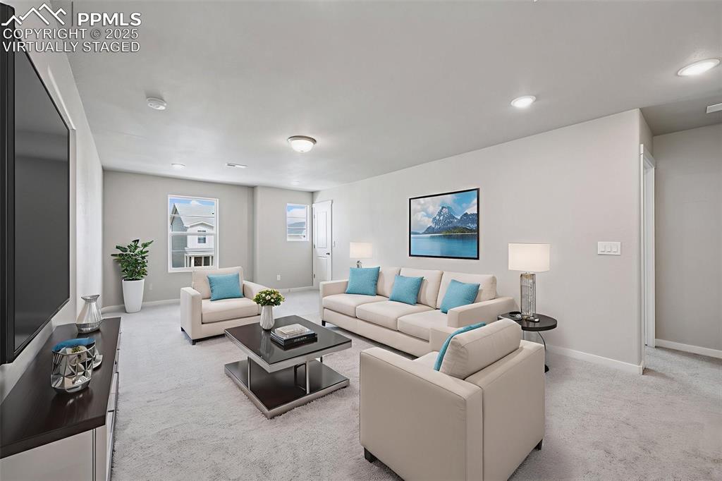 Image 27 of 38: Virtually Staged