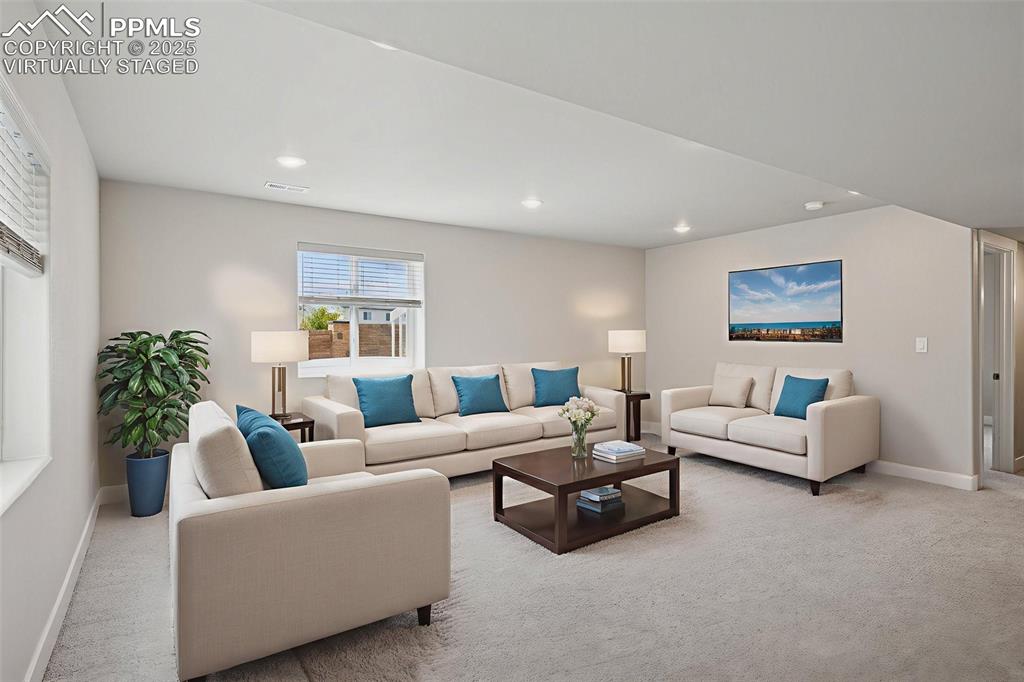 Image 30 of 38: Virtually Staged