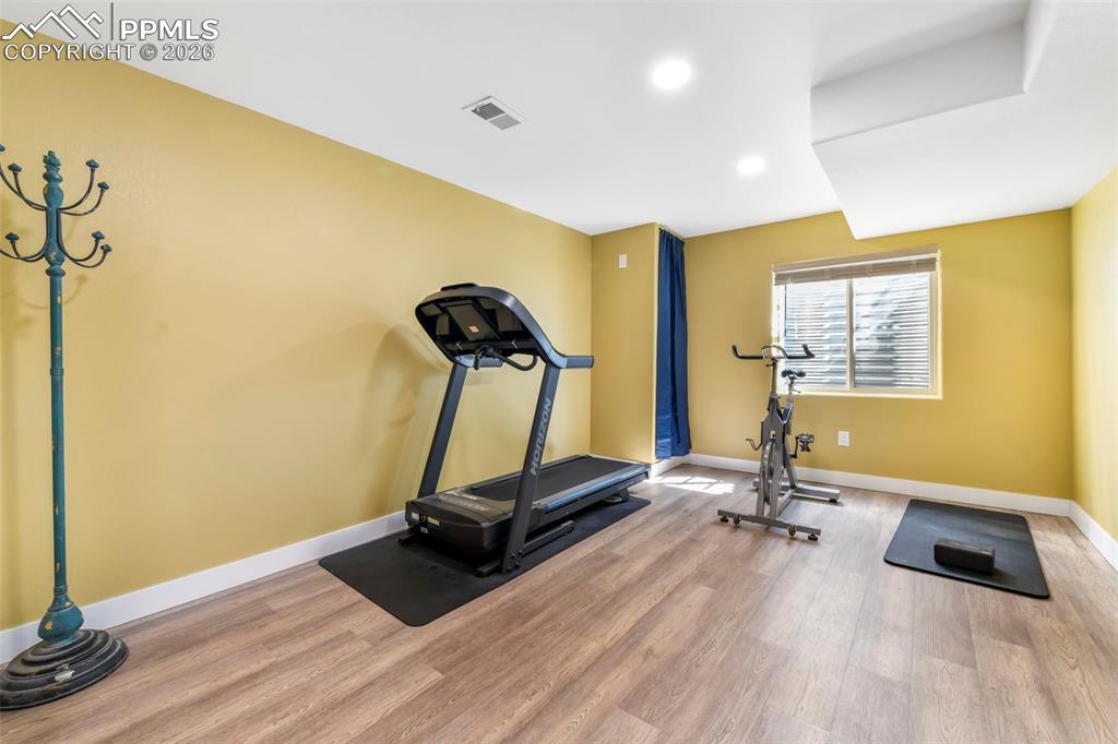 Image 40 of 50: Game Room