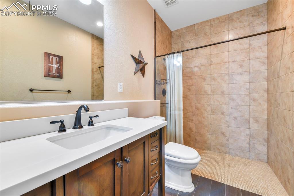 Image 7 of 50: Floor Plan