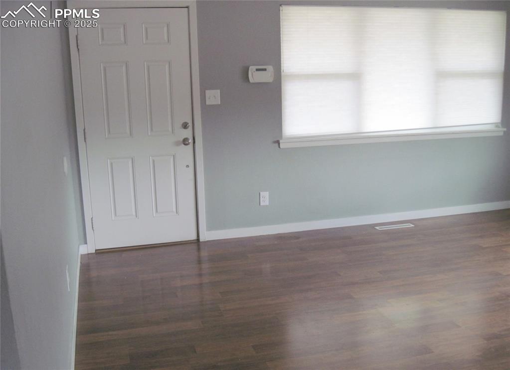 Image 5 of 44: Entry