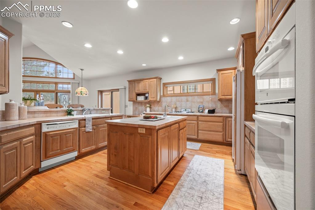 Image 15 of 43: No Description Available