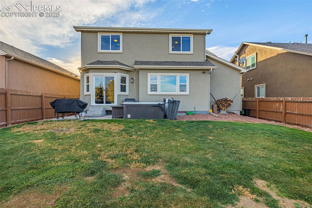 Image 30 of 38: Back of Structure