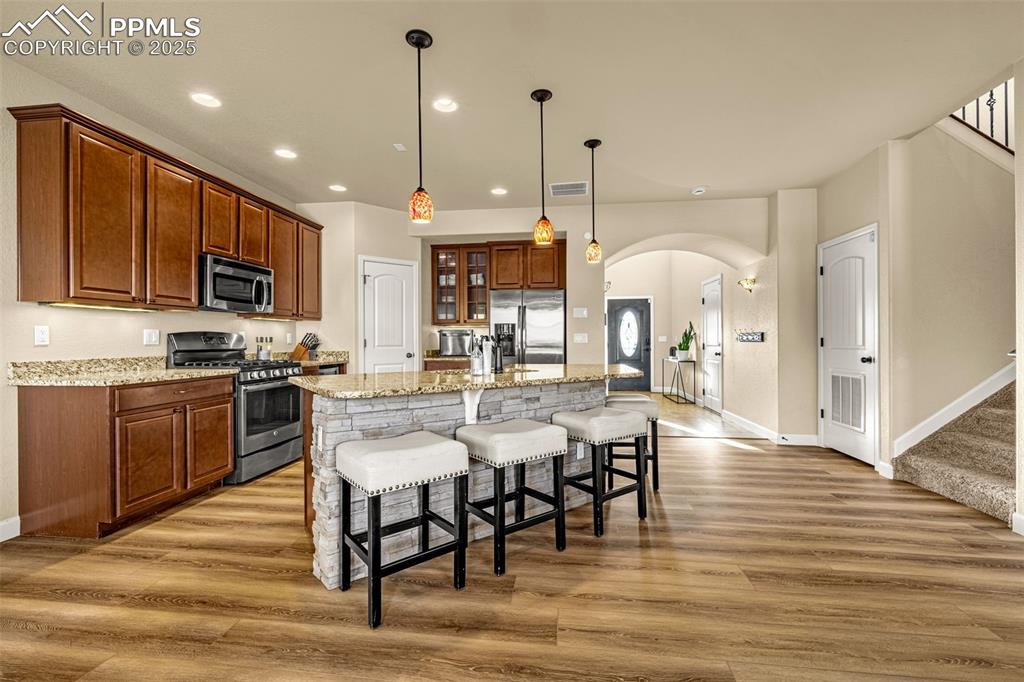 Image 9 of 38: Kitchen