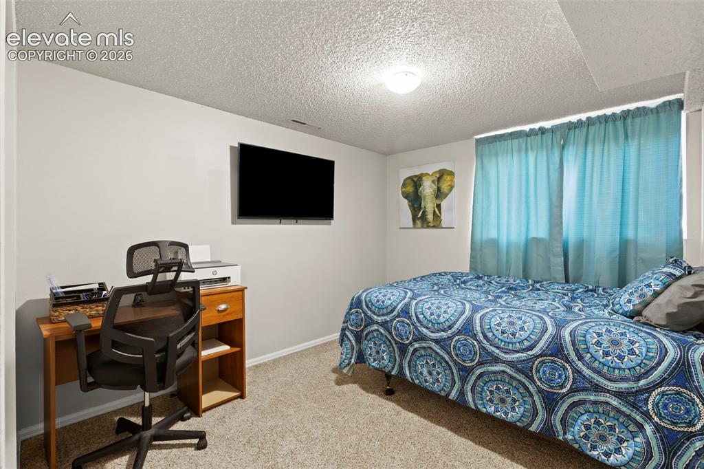 Image 22 of 30: Bedroom 4