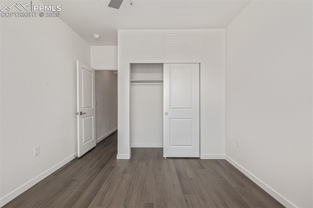 Image 15 of 22: Bedroom