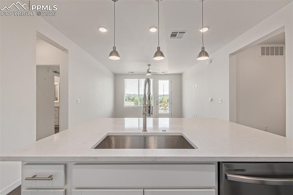 Image 9 of 22: Kitchen