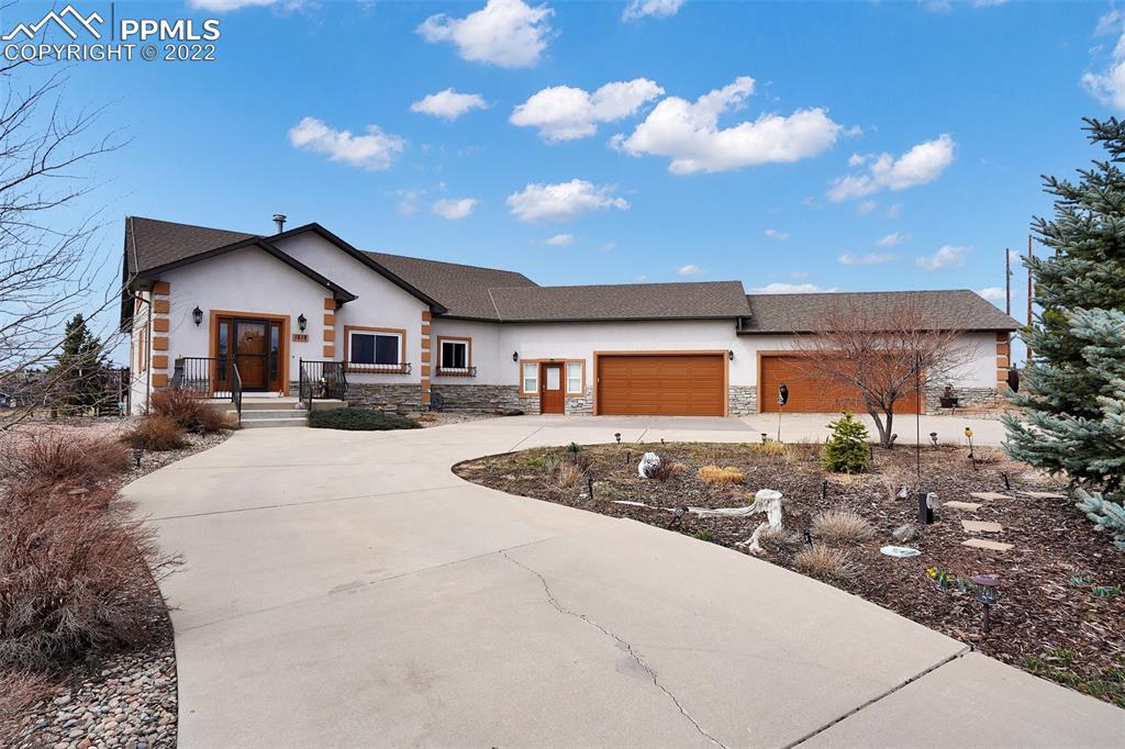 Listing 2499243, Image 1 of 39