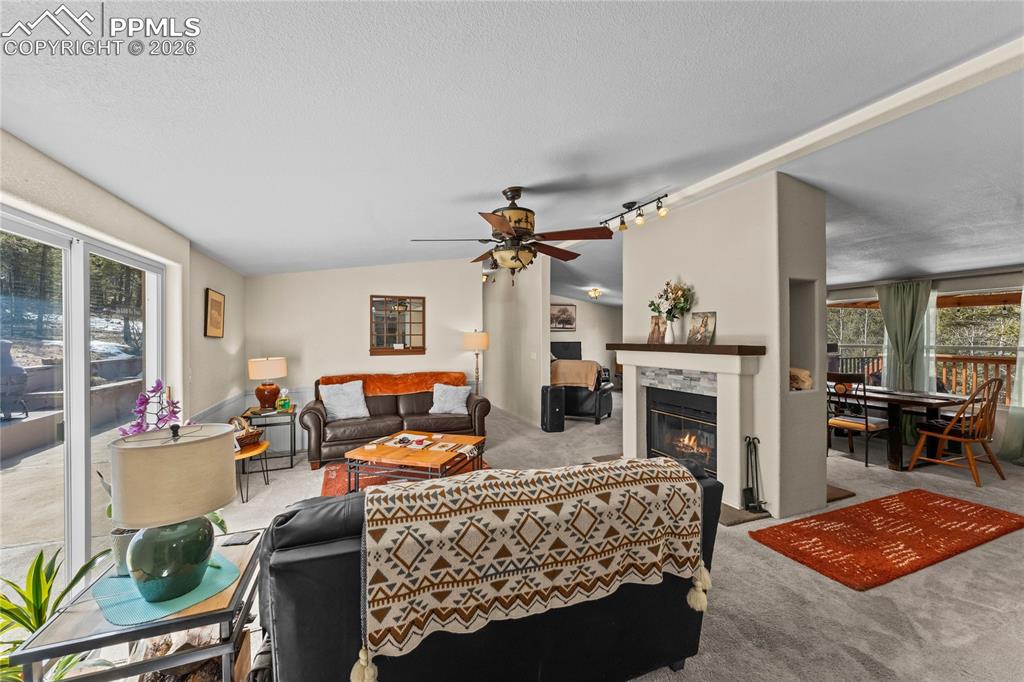 Image 14 of 36: Living Room