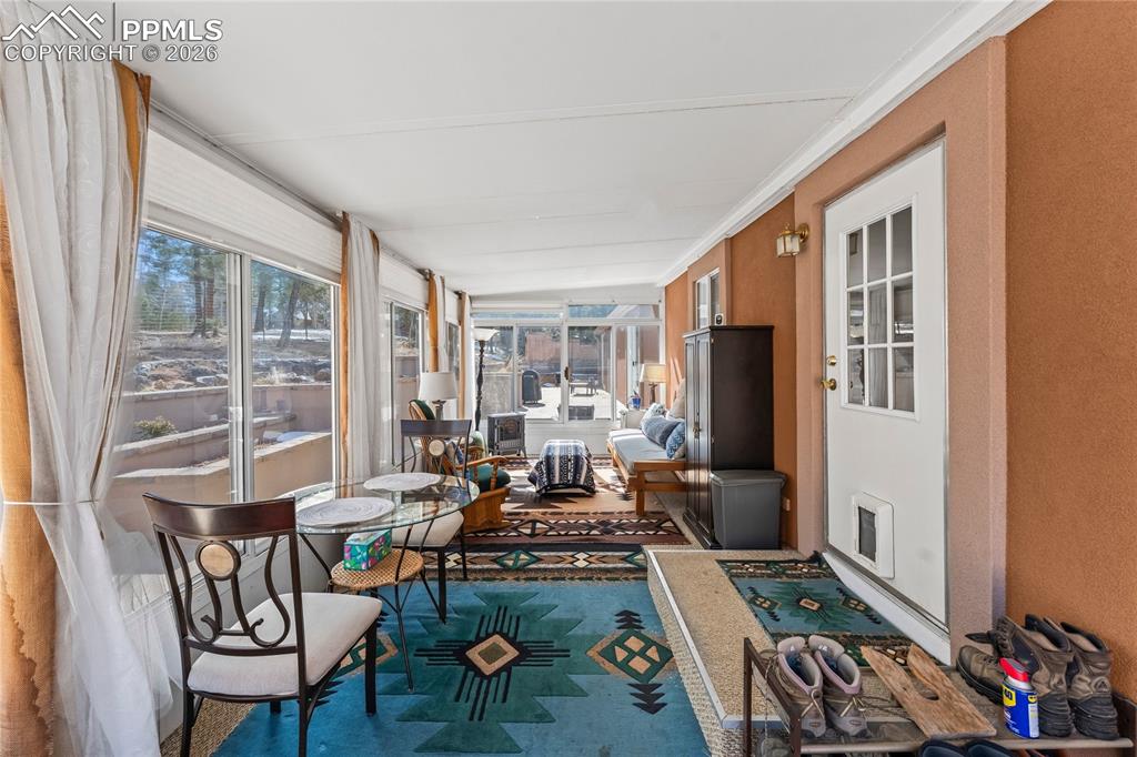 Image 31 of 36: Sun Room