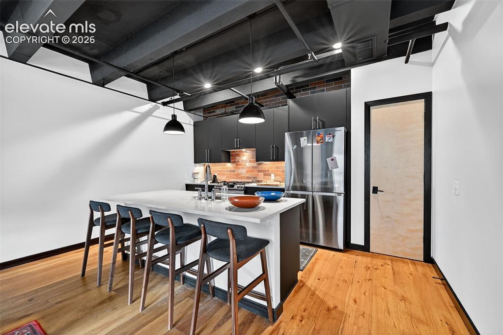 Image 15 of 35: Kitchen