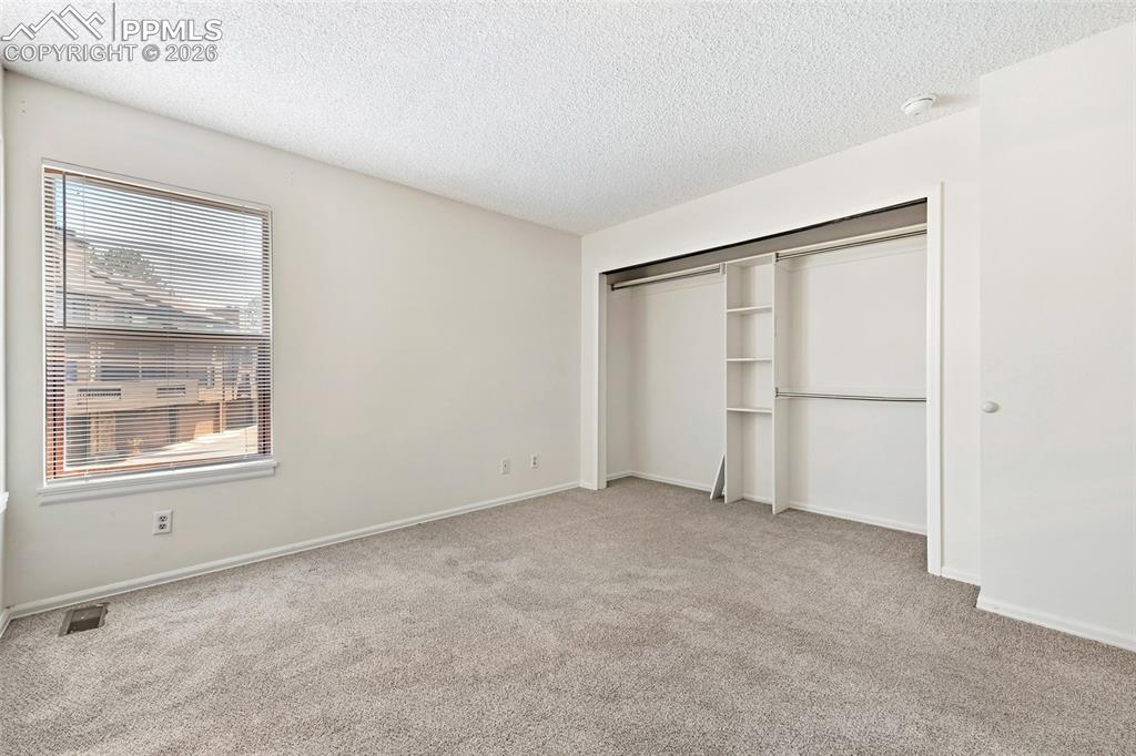 Image 12 of 20: Bedroom