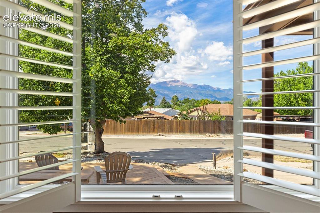 Image 2 of 29: Unobstructed Pikes Peak views from the front. 