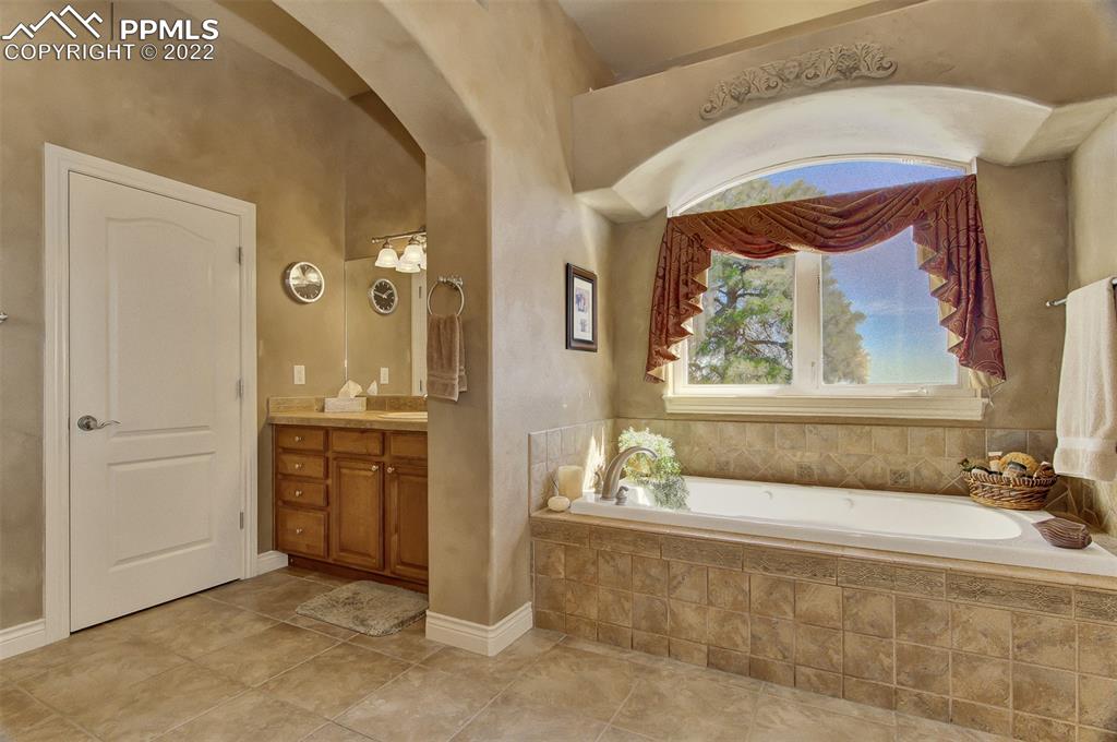 Listing 2505928, Image 28 of 50