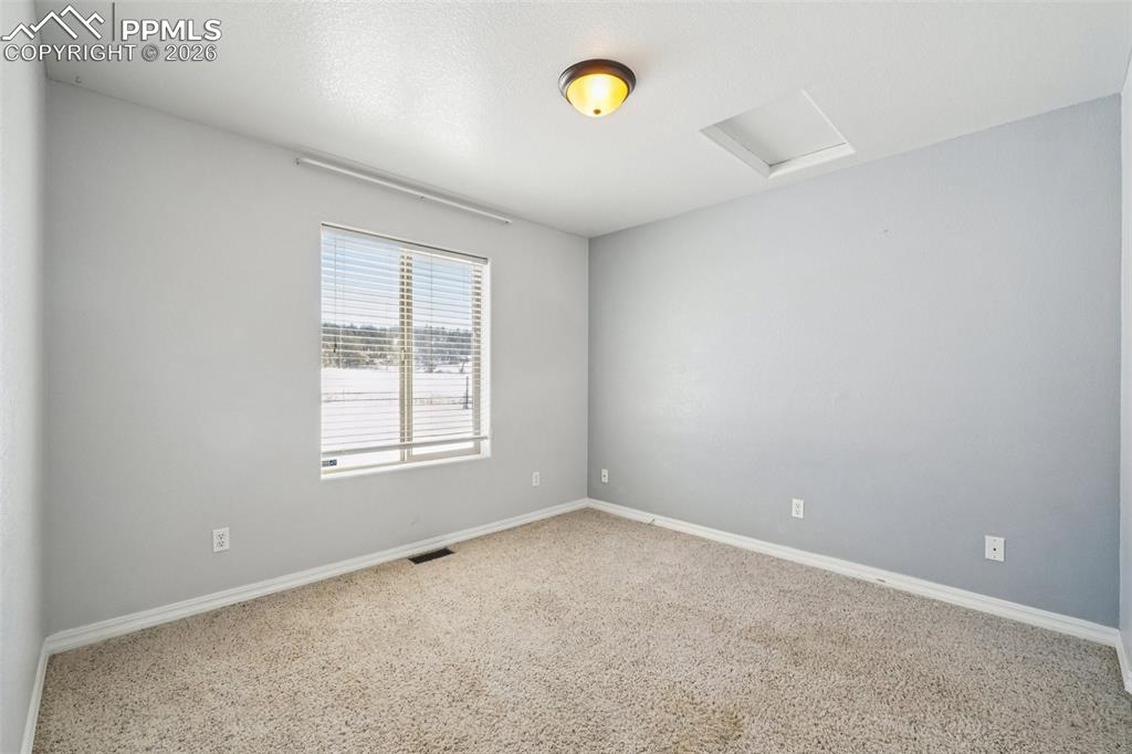 Image 25 of 50: Master Bathroom