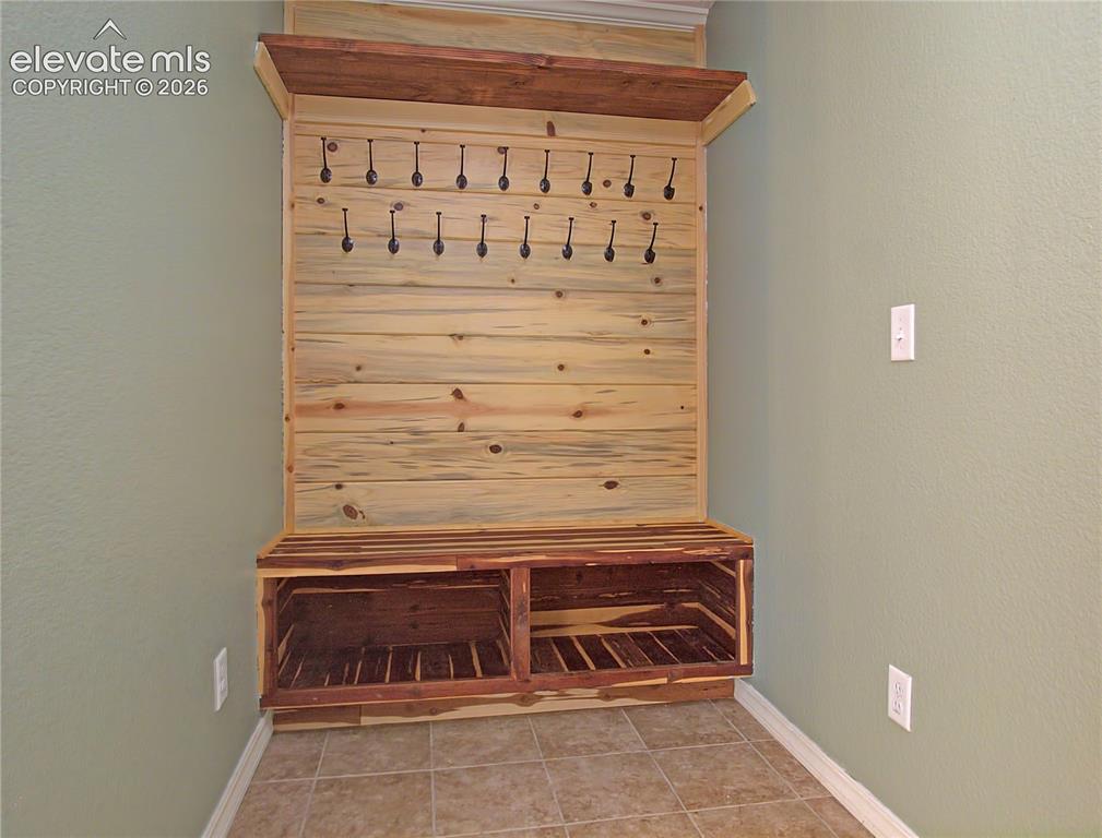 Image 16 of 44: Mud Room
