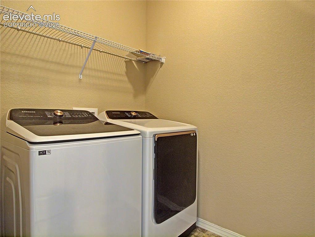 Image 28 of 44: Laundry