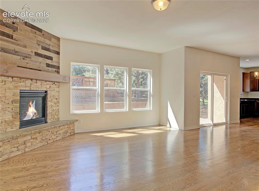 Image 9 of 44: Living Room