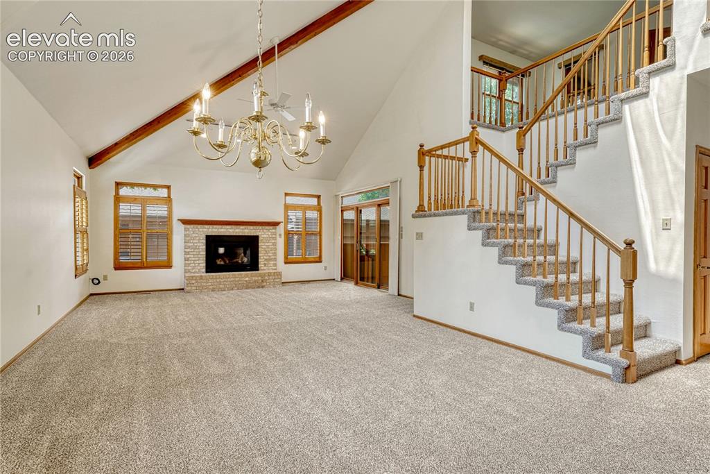 Image 15 of 50: Great Room