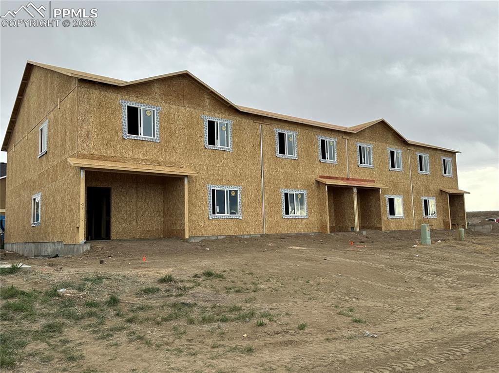 Image 1 of 39: Back of Structure