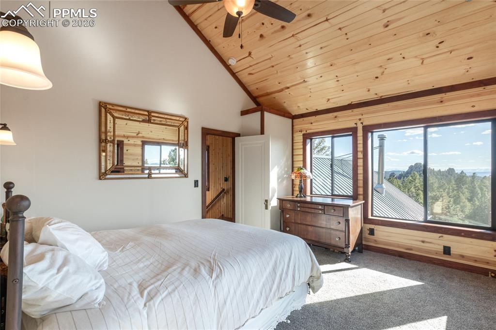 Image 24 of 39: Bedroom