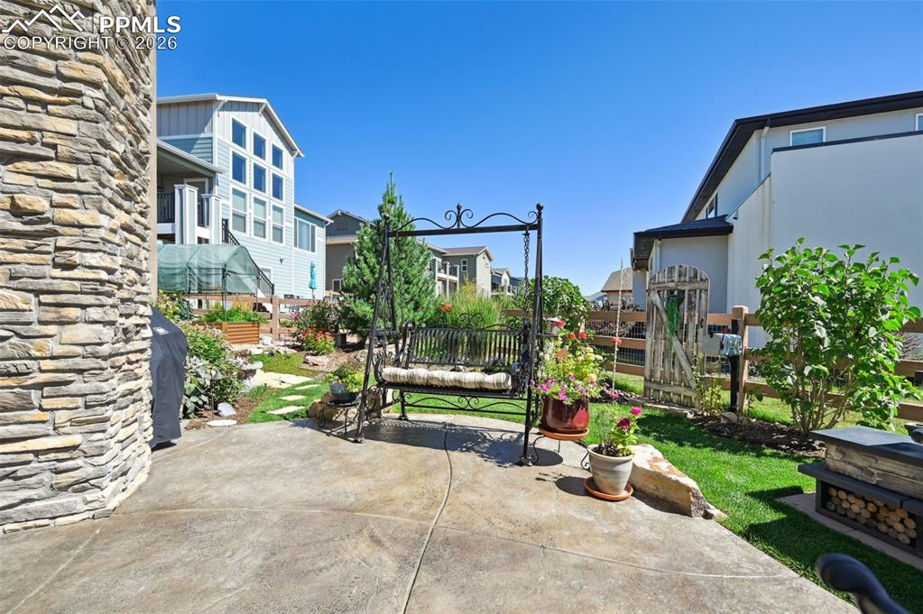 Image 15 of 49: Patio