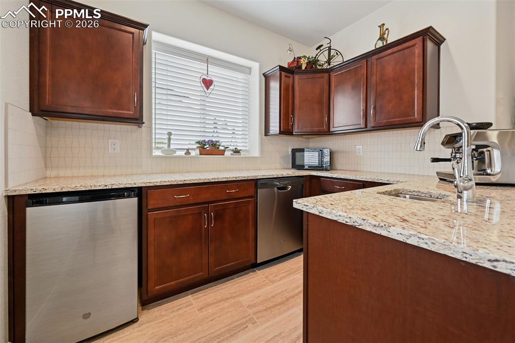 Image 44 of 49: basement