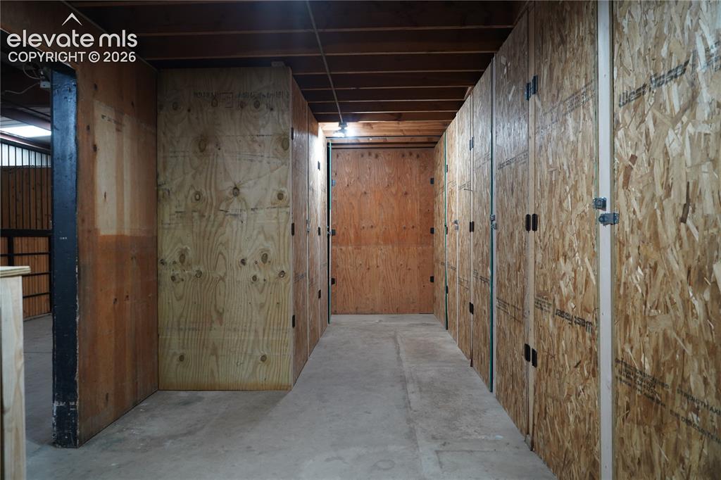 Image 33 of 41: Interior walk & storage