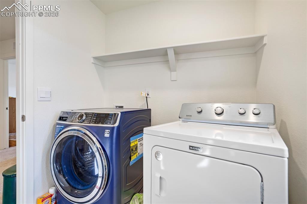 Image 28 of 48: Laundry