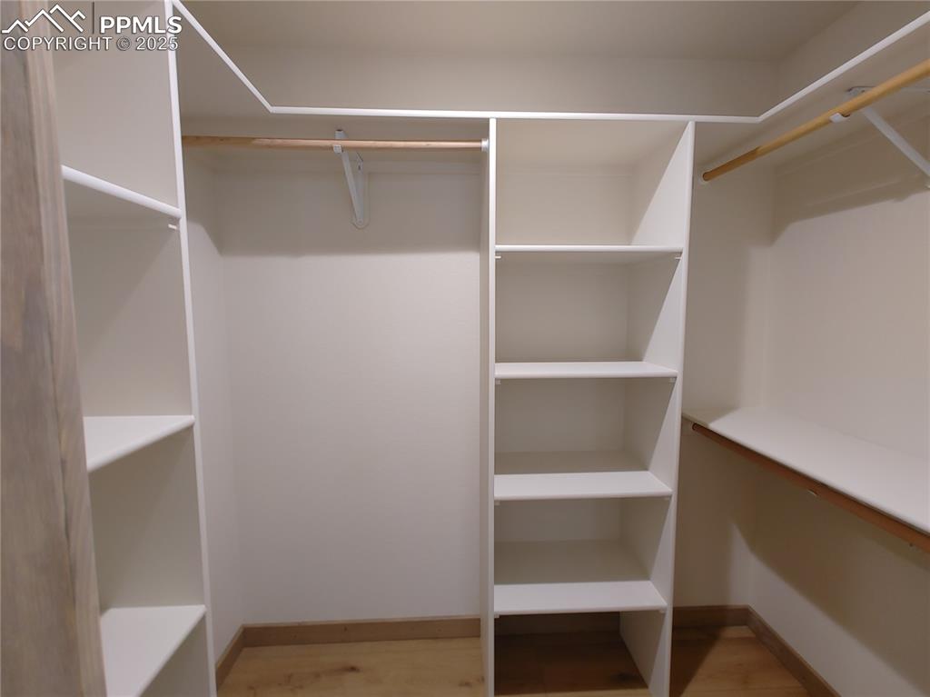 Image 17 of 40: Closet