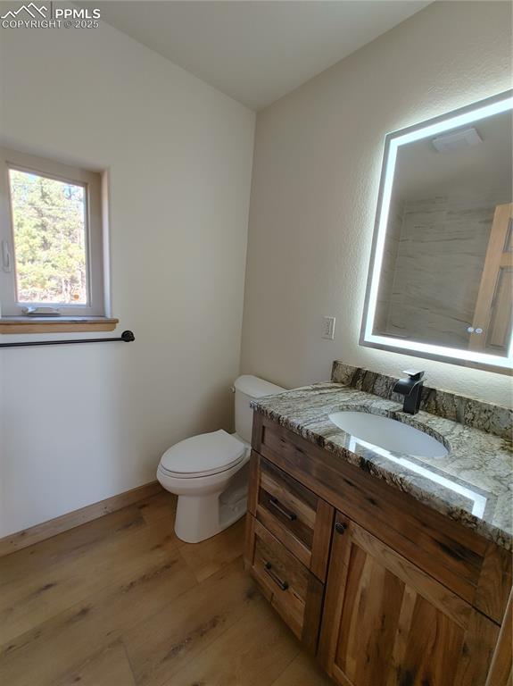 Image 22 of 40: Bathroom