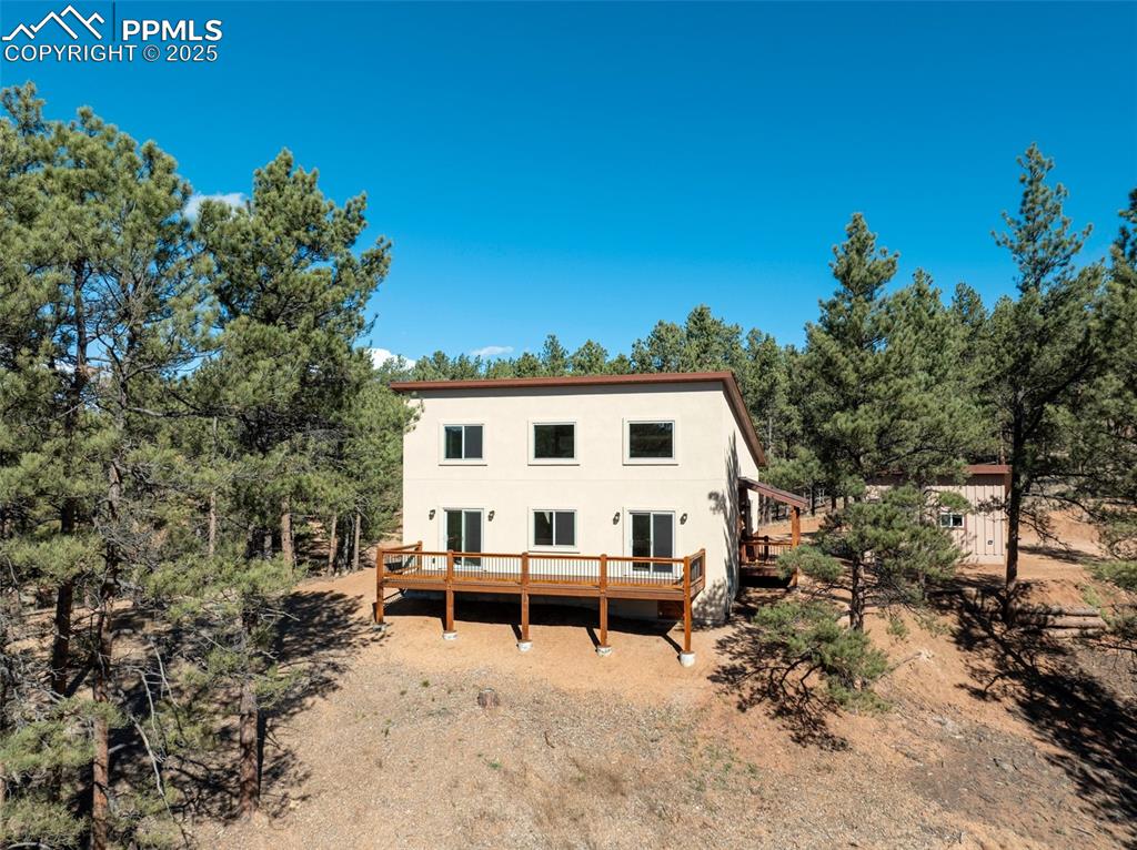 Image 41 of 42: Back of Structure