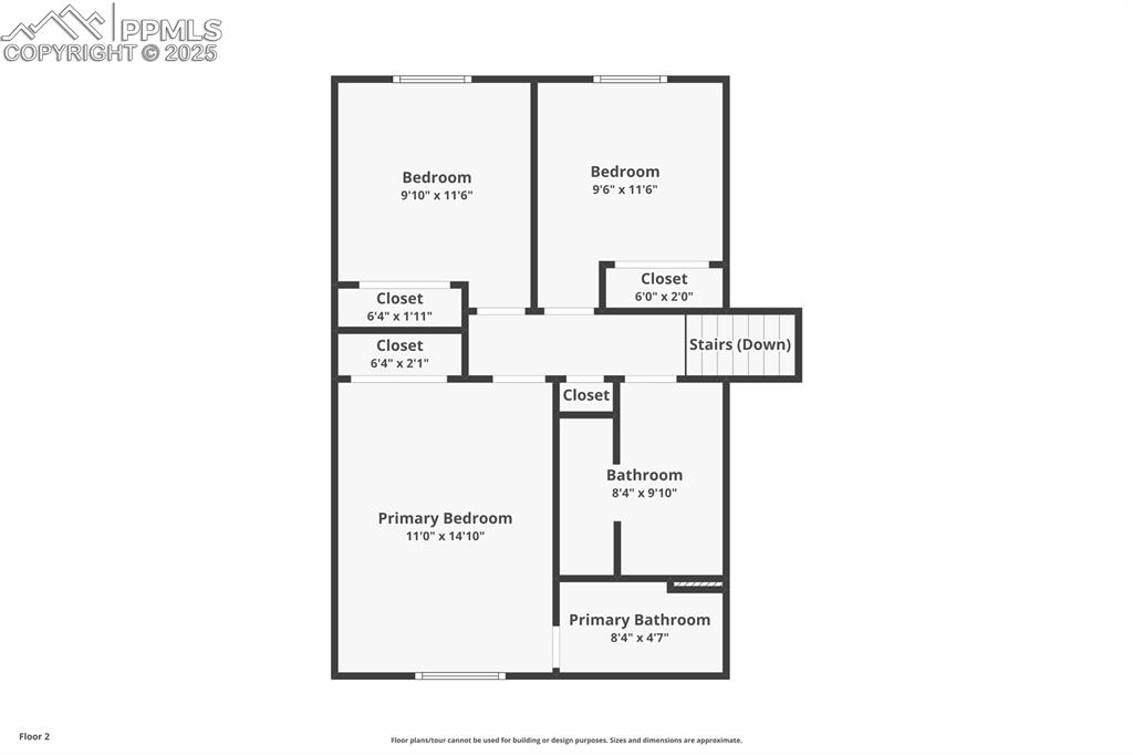 Image 32 of 32: View of room layout