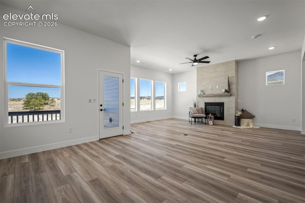 Image 11 of 38: Living Room