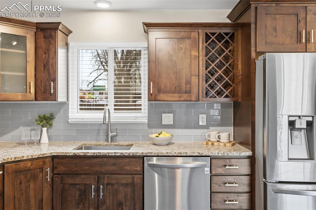 Image 12 of 29: Kitchen