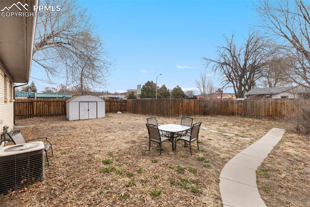 Image 29 of 29: Yard