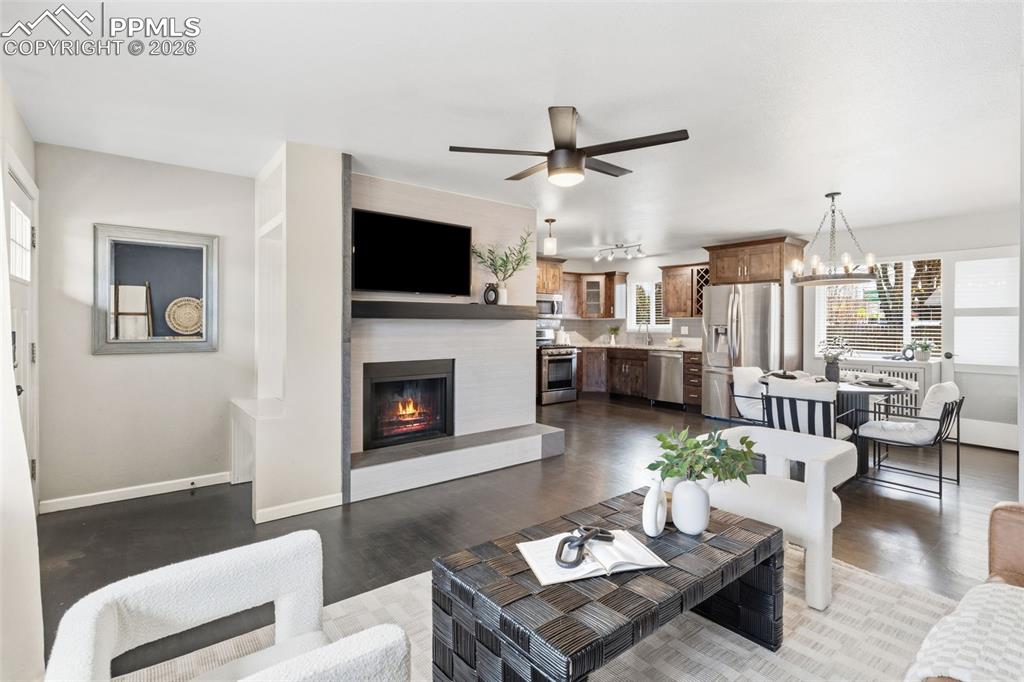 Image 6 of 29: Living Room