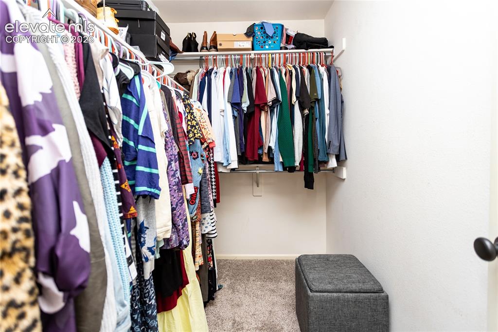 Image 23 of 43: Walk-In Closets