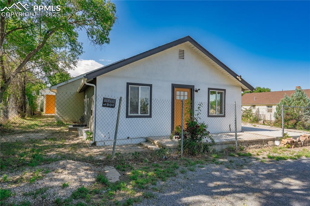 Image 32 of 35: View of bungalow
