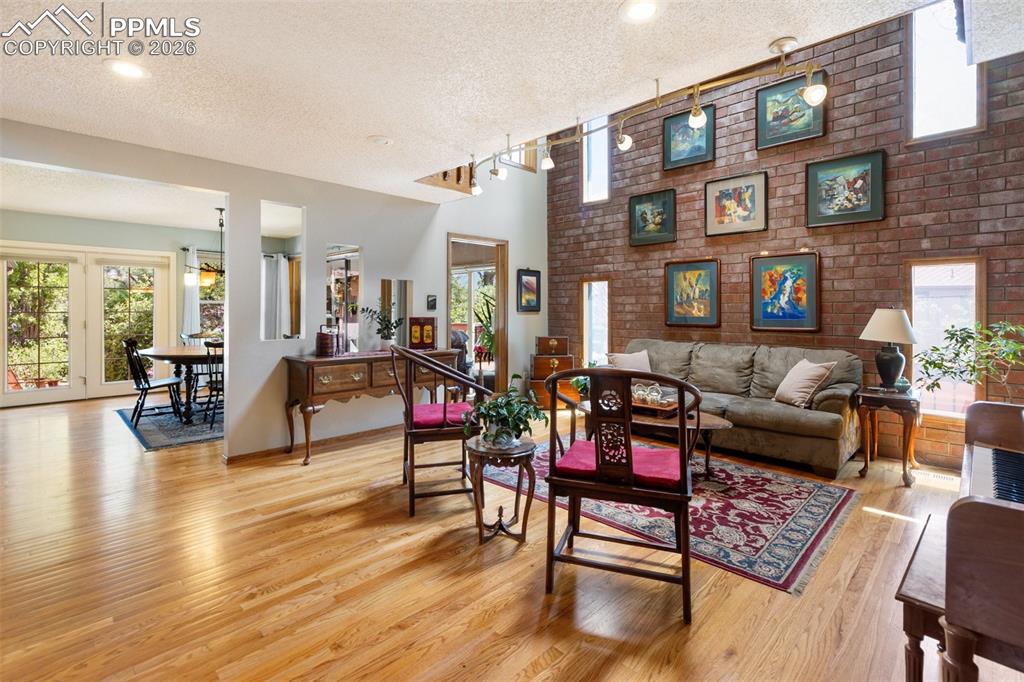 Image 11 of 50: Living Room