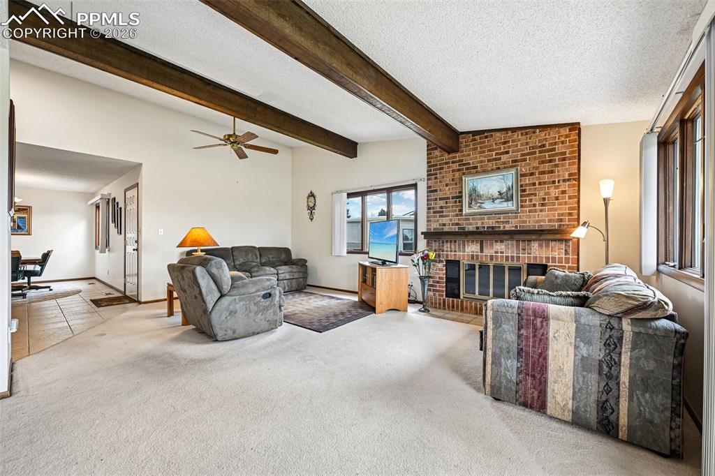 Image 3 of 30: cozy yet spacious