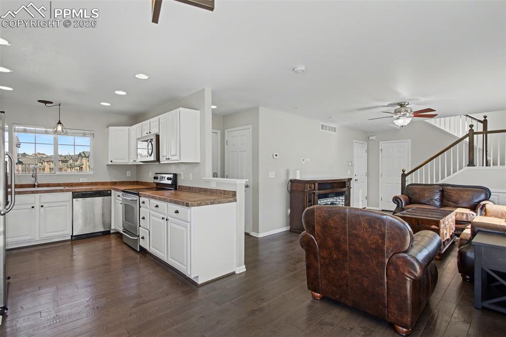 Image 12 of 36: Engineered Hardwood Floors