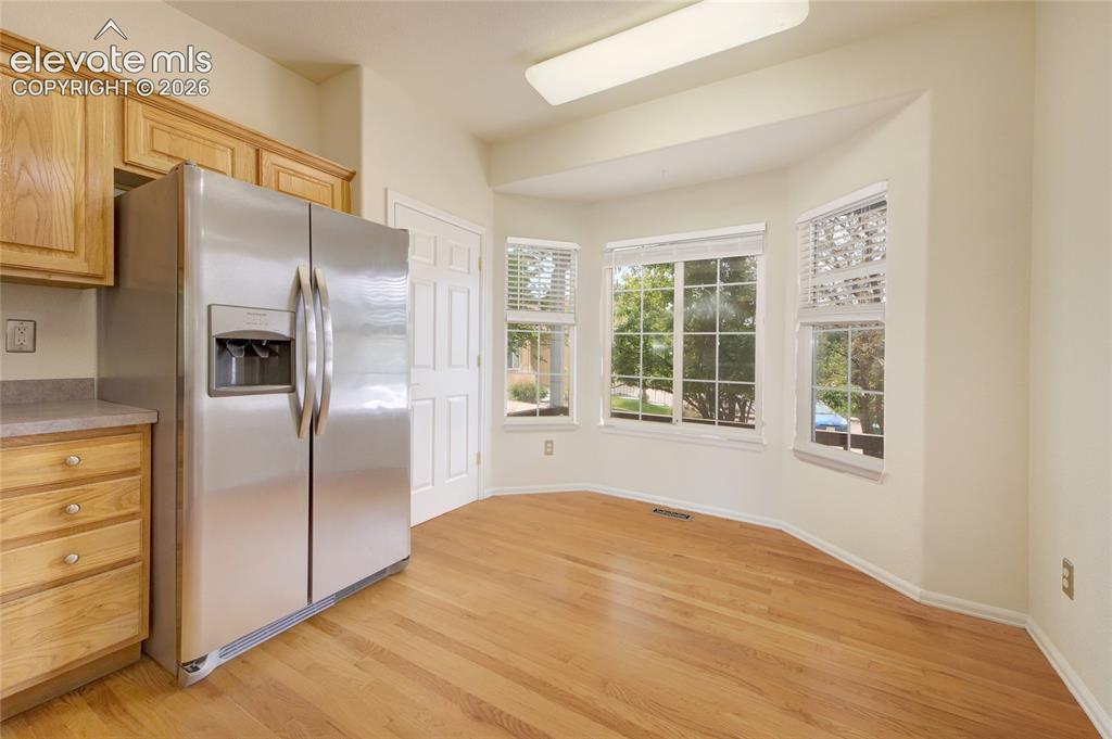 Image 6 of 36: Kitchen