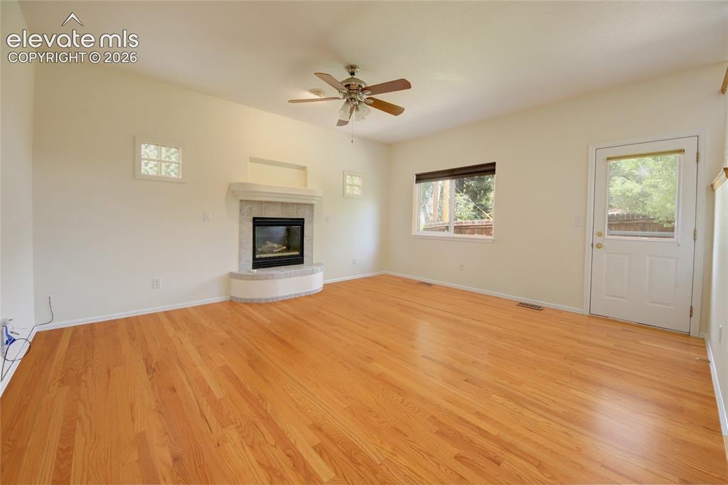 Image 9 of 36: Living Room