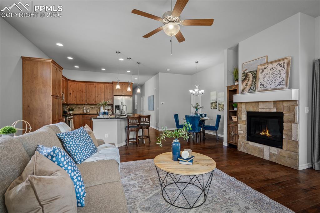 Image 4 of 49: Living Room