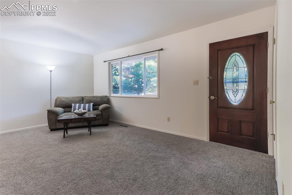 Listing 2536630, Image 4 of 31