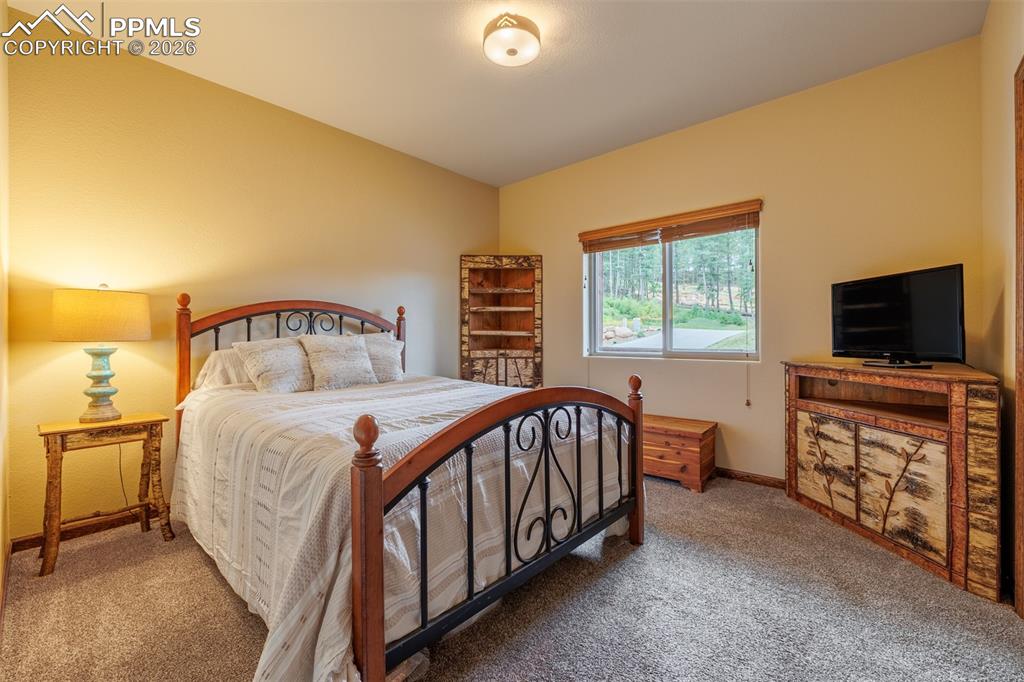 Image 24 of 36: Master Bathroom