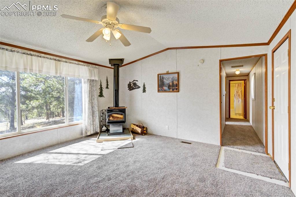 Image 7 of 47: Living Room