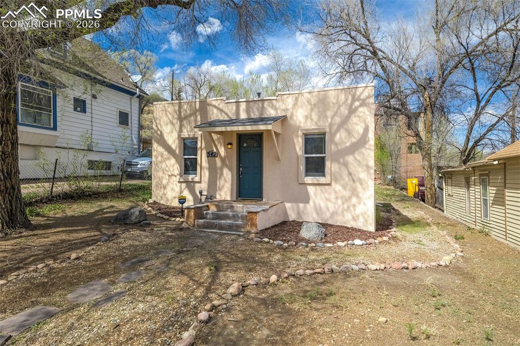 Image 5 of 43: Back of Structure