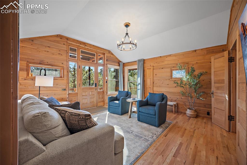 Image 9 of 42: Living Room